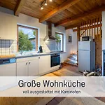 Toepferhaus - Strandnah, Haustierfreundlich, Kaminofen, Garten, Platz Fuer 3 Erwachsene, 2 Steinberg (Schleswig-Holstein)
