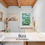 Toepferhaus - Strandnah, Haustierfreundlich, Kaminofen, Garten, Platz Fuer 3 Erwachsene, 2 Semesterbostad Steinberg (Schleswig-Holstein)